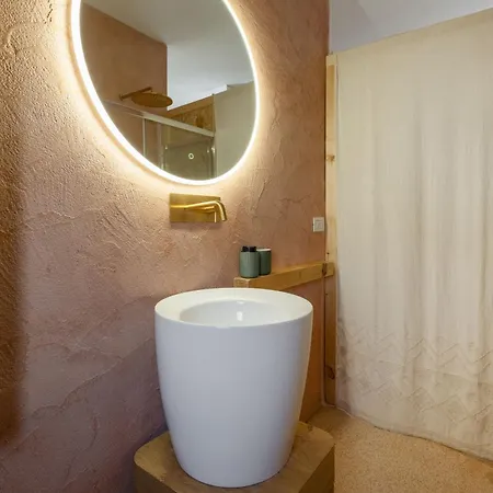 Putignani 181 * Бари