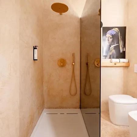 Apartment Putignani 181